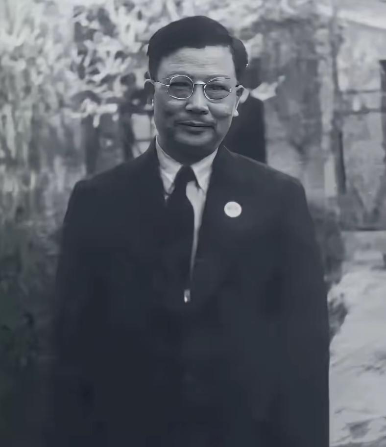 1943年，一个害死200多人的大叛徒，找李克农自首，李克农与他聊了3天，最终决