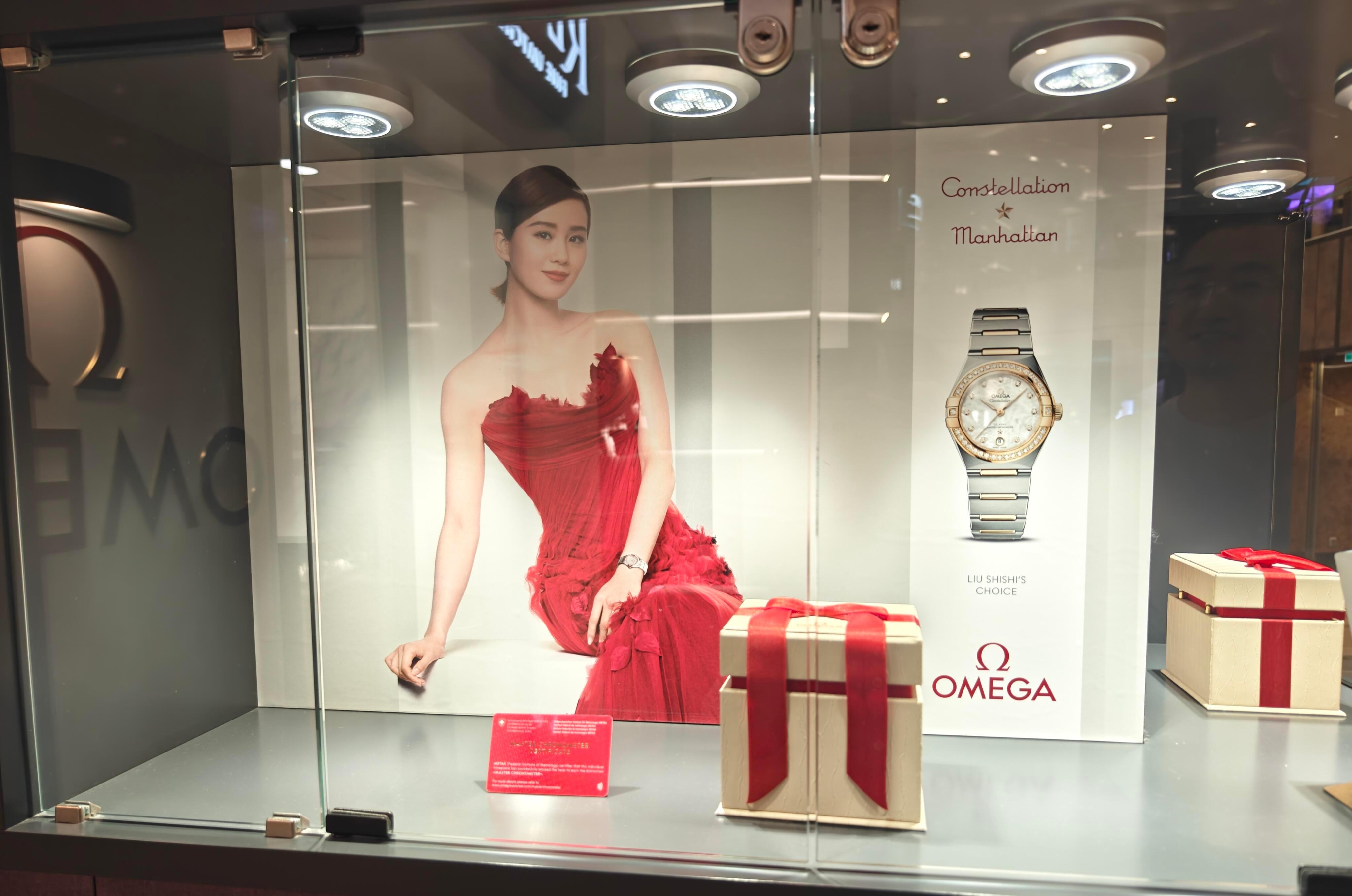 刘诗诗五奢女王嗯嗯，就这个五奢全球女帝刘诗诗爽日本粉丝在邮轮上都能两次偶遇G