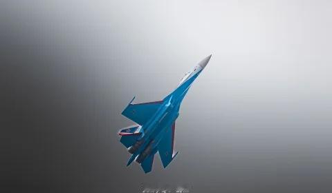 绝区零创作者激励计划绝区零绝区零卢西娅航空摄影第一视角飞行飞就完事儿绝区零创作