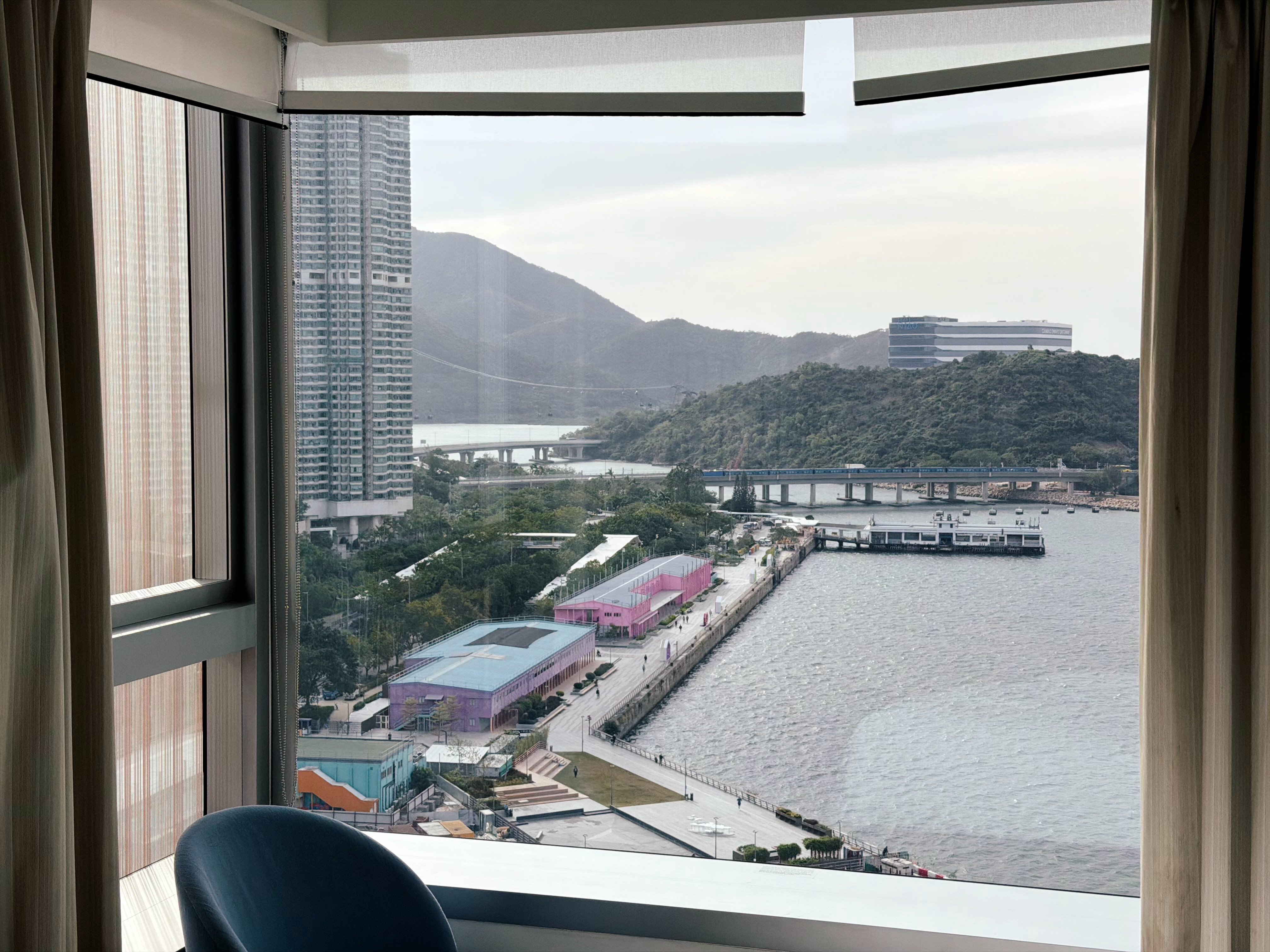 出发去香港迪士尼了