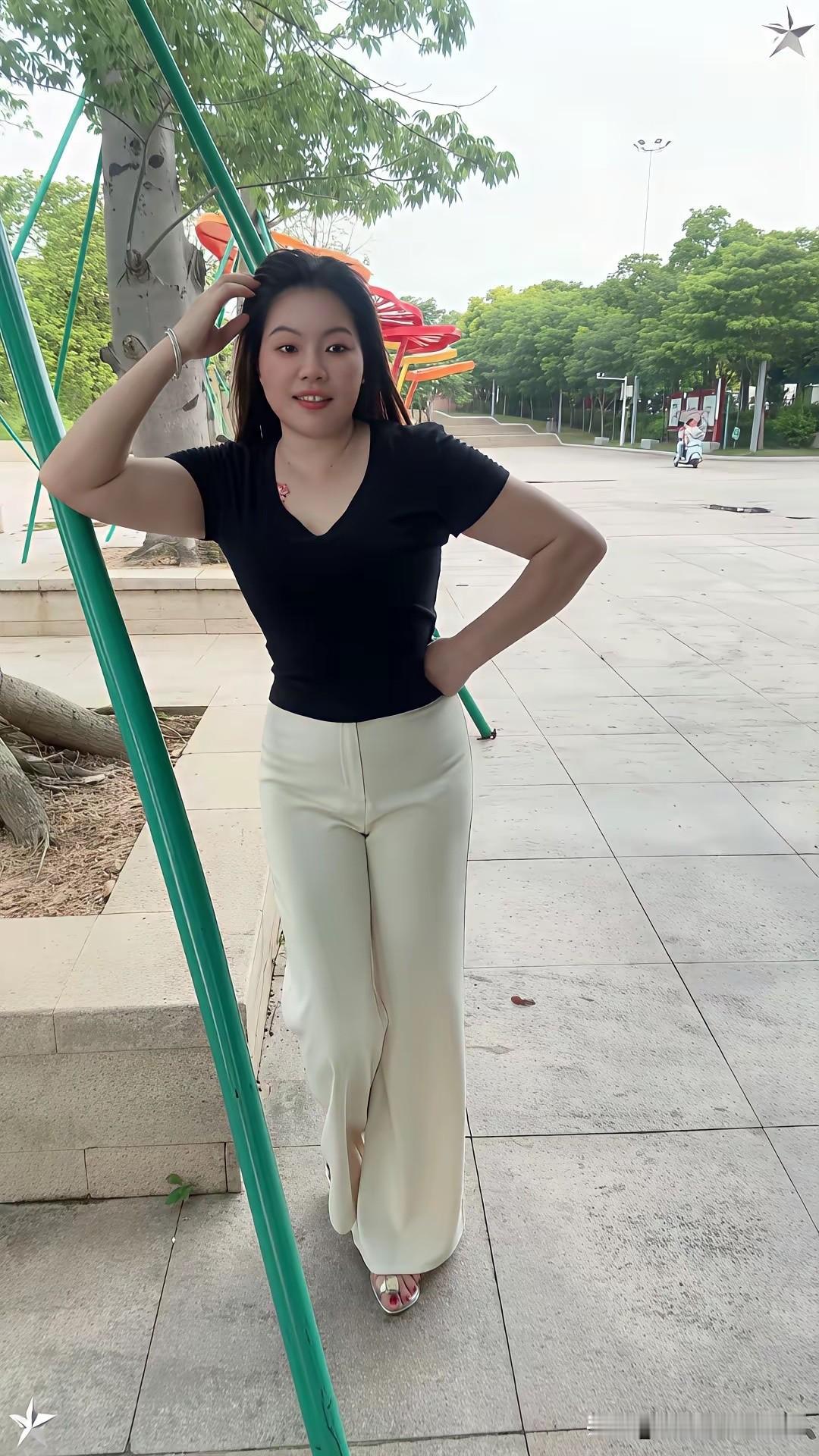 现在好多的家庭都破产了都过得非常不好为什么呢经济下行赚钱越来越困难好多