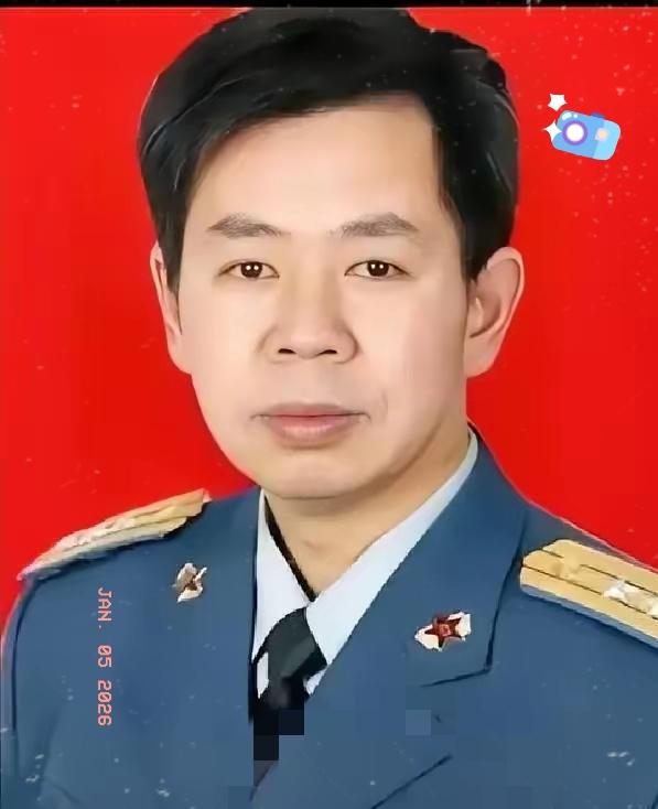 戴旭这话说的，真是一点面子都没留，直接把遮羞布给扯下来了。手里握着屠龙刀，天天