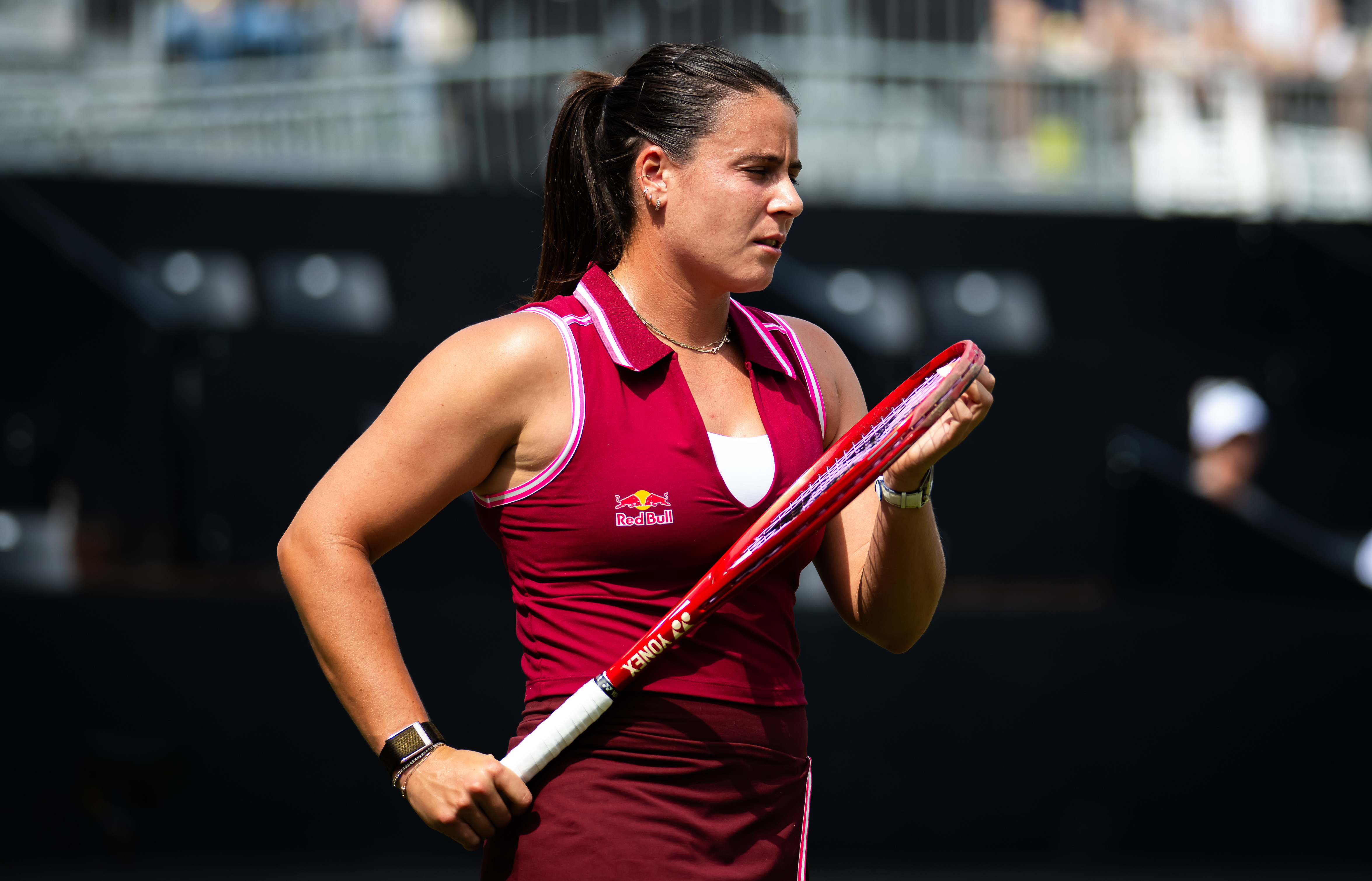纳瓦罗晋级再战斯瓦泰克WTA500巴特洪堡站首轮，纳瓦罗以7-6(6)6-3淘
