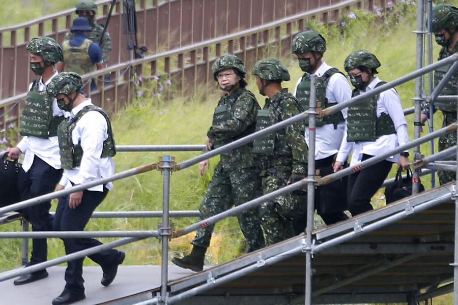美国改口谈“统一”后，国台办再给迎头一击，赖清德跑都没地方跑