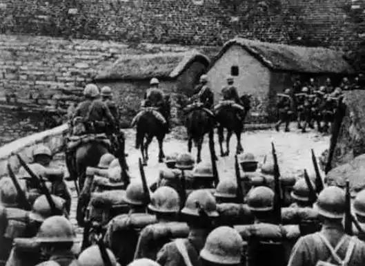 1937年八路军改编时只有4.6万人，蒋介石压根没放在眼里，8年后一清点人数，所