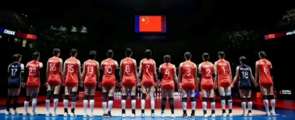 泰国女排世锦赛今天开赛，中国女排再出征，中国女排跟墨西哥，哥伦比亚，多米尼