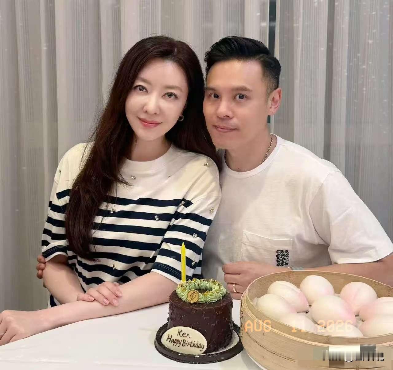 熊黛林发文为老公庆生8月11号上午，熊黛林高调发文，为自家老公郭可颂庆生，配文