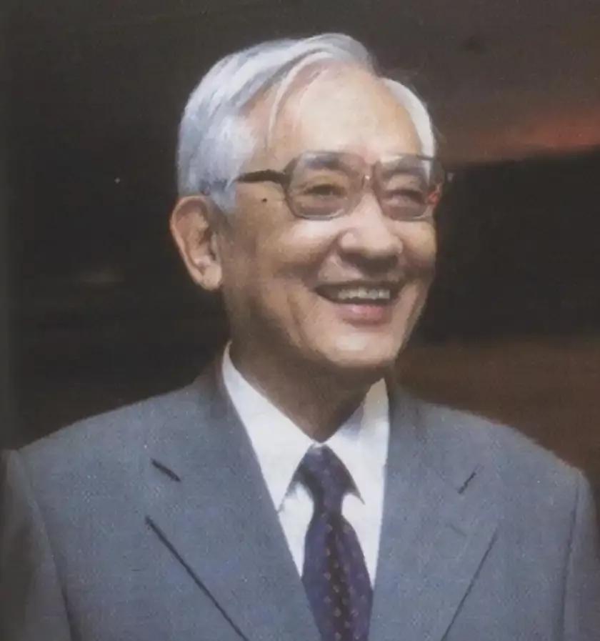 1995年，时任台联电董事长曹兴诚向时任台湾清华大学校长沈君山挑战下棋，约定“赢