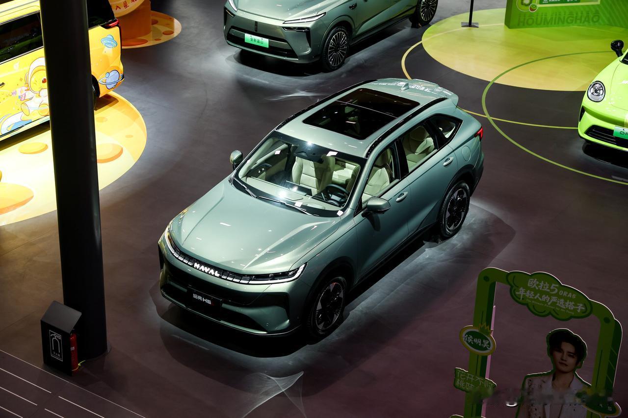 长城哈弗这是要杀疯了吗？一台近4.8米长，轴距2米8的车，直接干到了10万