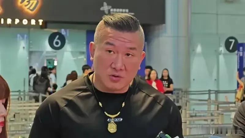 馆长陈之汉这段话真的是用心良苦啊！馆长说：他们都在说我是为了赚钱，当然我肯定要