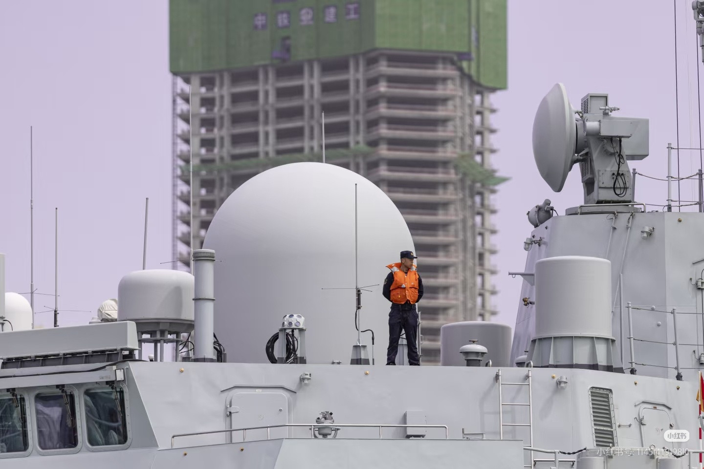 全舰最高的瞭望哨423海军节