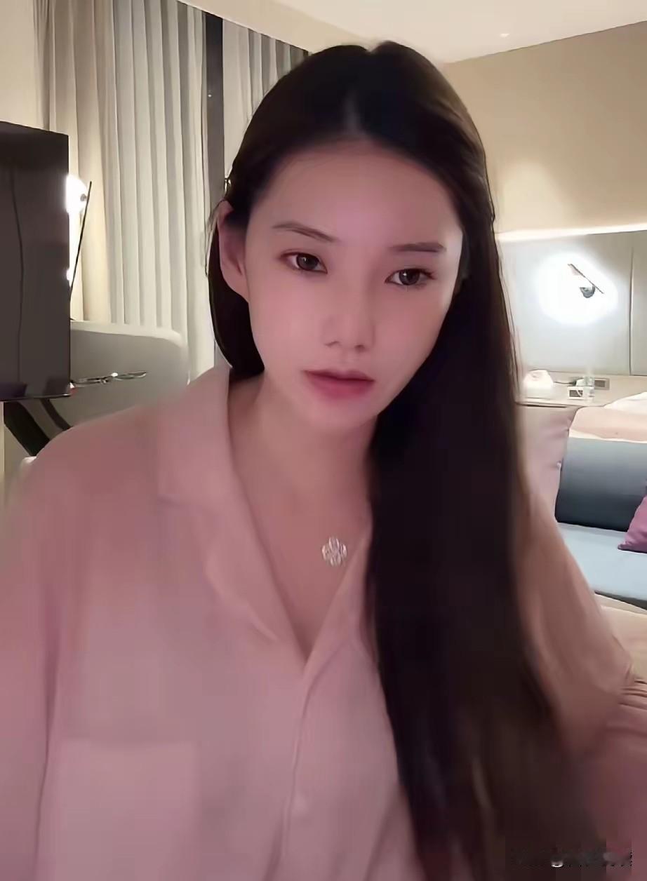 话说月子里的马筱梅真是不让人省心呐马筱梅又又又惹事了月子里还不放过自己