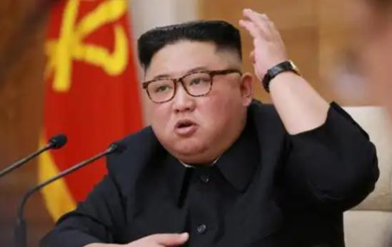 金正恩打破传统强势发表讲话，俄朝同盟竟压过中朝友谊？8月15日朝中社报道，金正恩