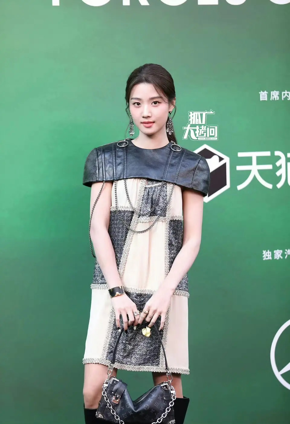 以前你们都说普，我还不觉得，现在我信了。​​​