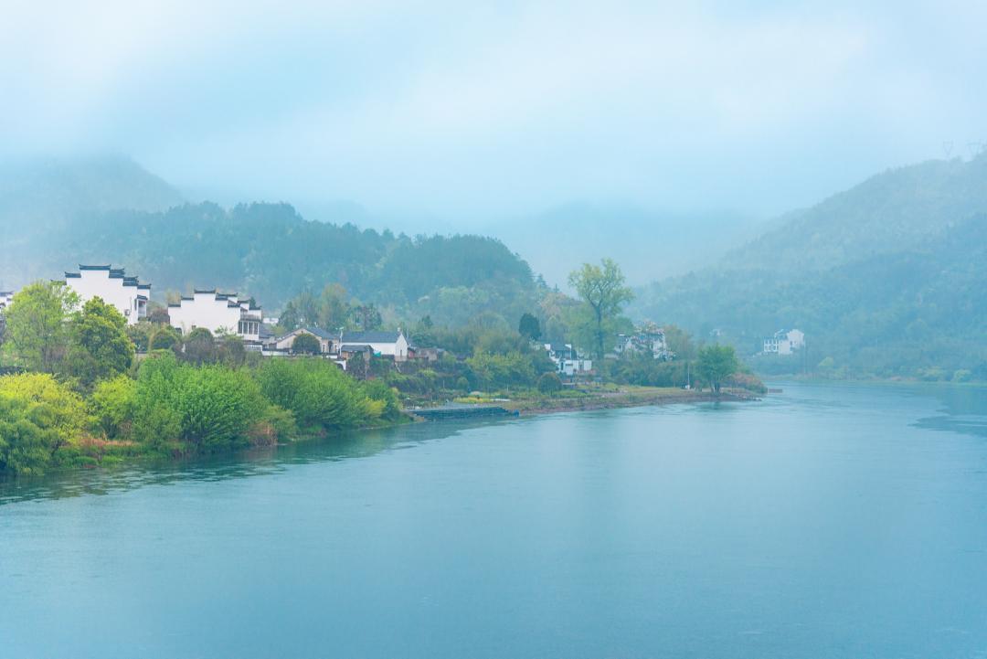 45岁以后才懂：人生没有最好的年龄，只有最好的心态你有没有过这样的时刻：站