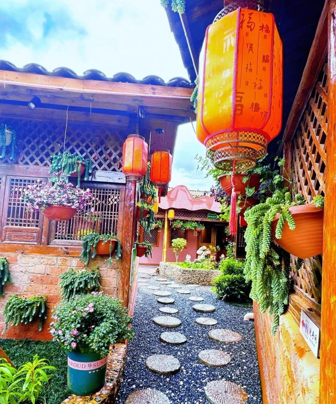 未来三年千万不要做的五件事：第一：不要买房子只要有地方住，不刚需，就不要买房