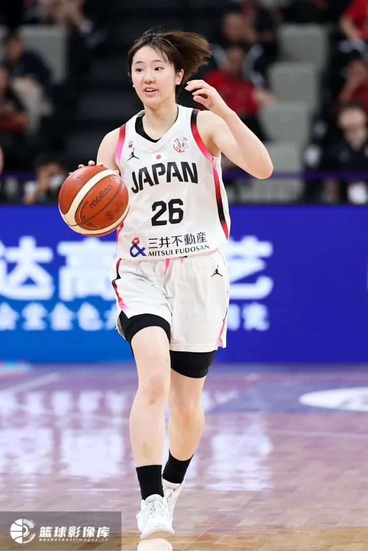 24岁的河村勇辉，19岁的田中心便是日本男女篮的绝对核心，也让中国男女篮吃尽了苦