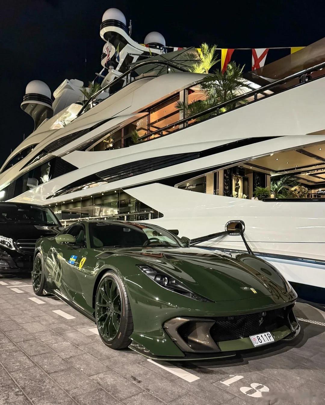 Ferrari812Competizione军绿色是真的又高级又帅绝美车片