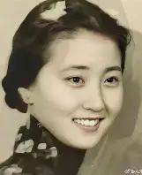 她的老爸是蒋百里，表哥是徐志摩，表弟是金庸，老公更是家喻户晓提起民国传奇女性