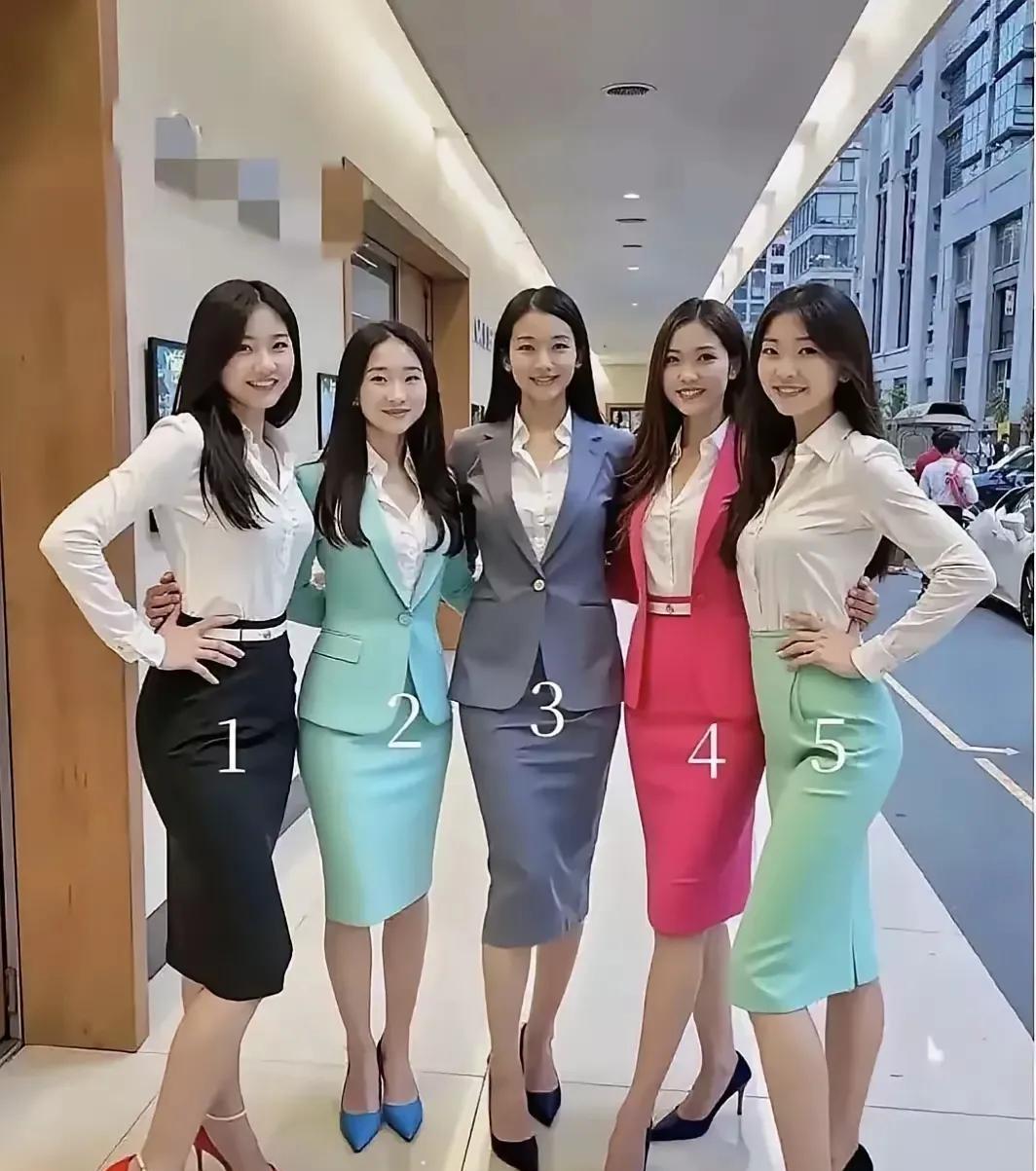 没有对比就没有伤害，选择哪一个心里都是美滋滋，哇塞！都是大美女，看着都眼馋，到底