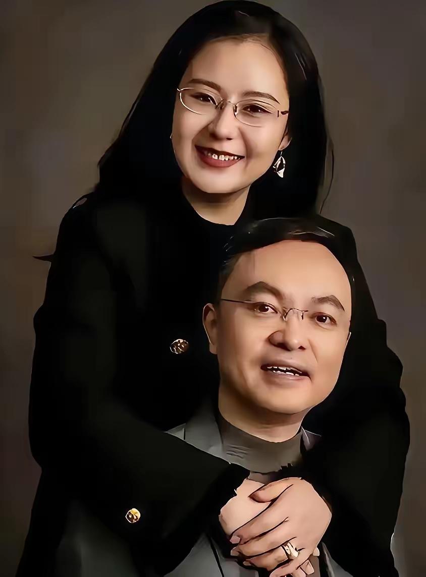 现在估计最开心的就是蔡磊的老婆段睿了！没想到，蔡磊真的成功了！推出的渐冻症药遥遥