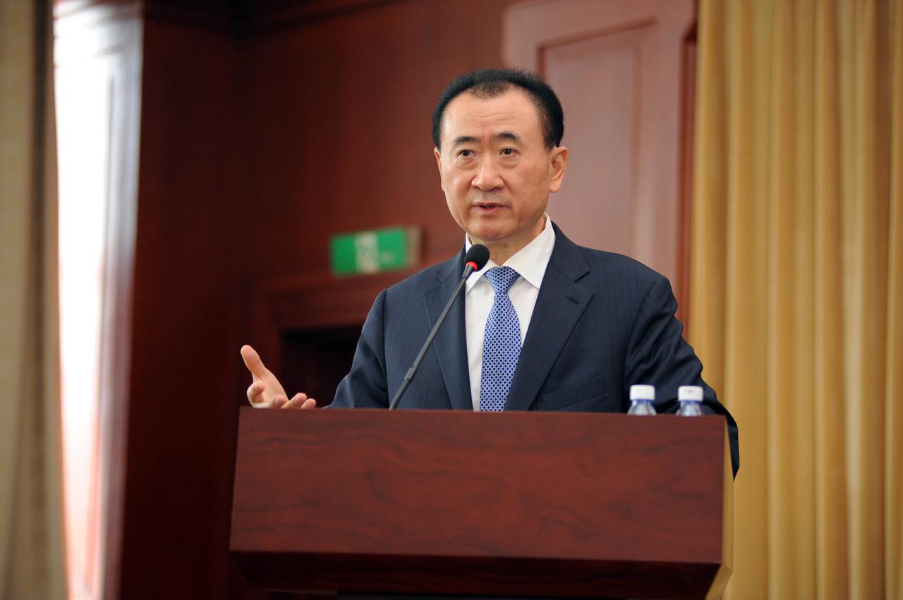 王健林想卖的公司，两次都没卖出去，第三次说什么也不降价了。最近，万达老总王健林
