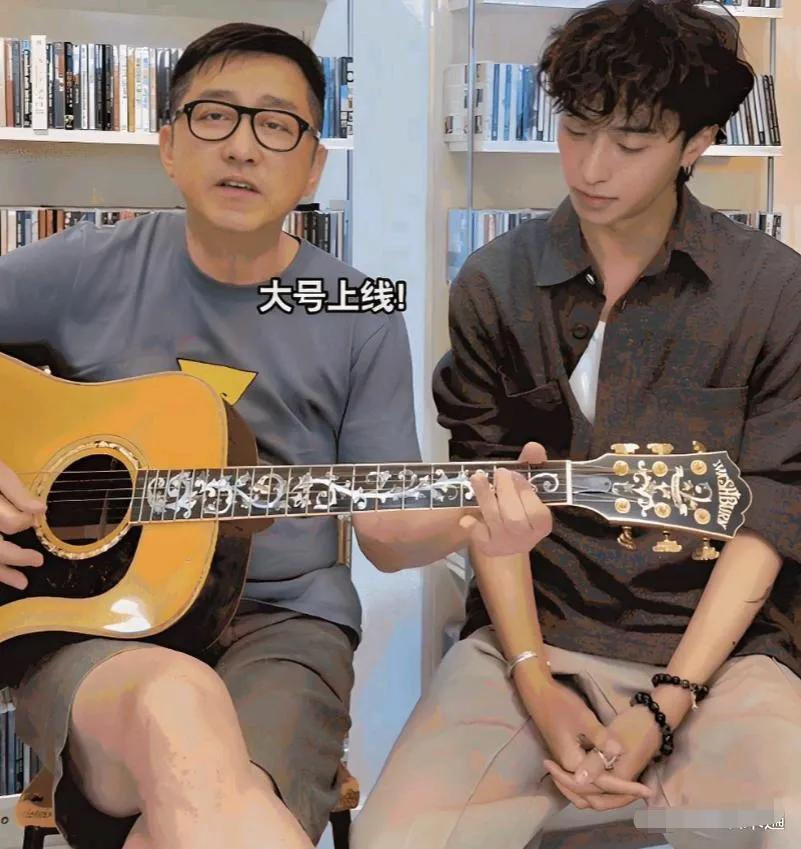 笑不活又扎心！庾澄庆豪掷千金请牛排，儿子却急着回上海赴秦昊烧烤约，血缘真比不过陪