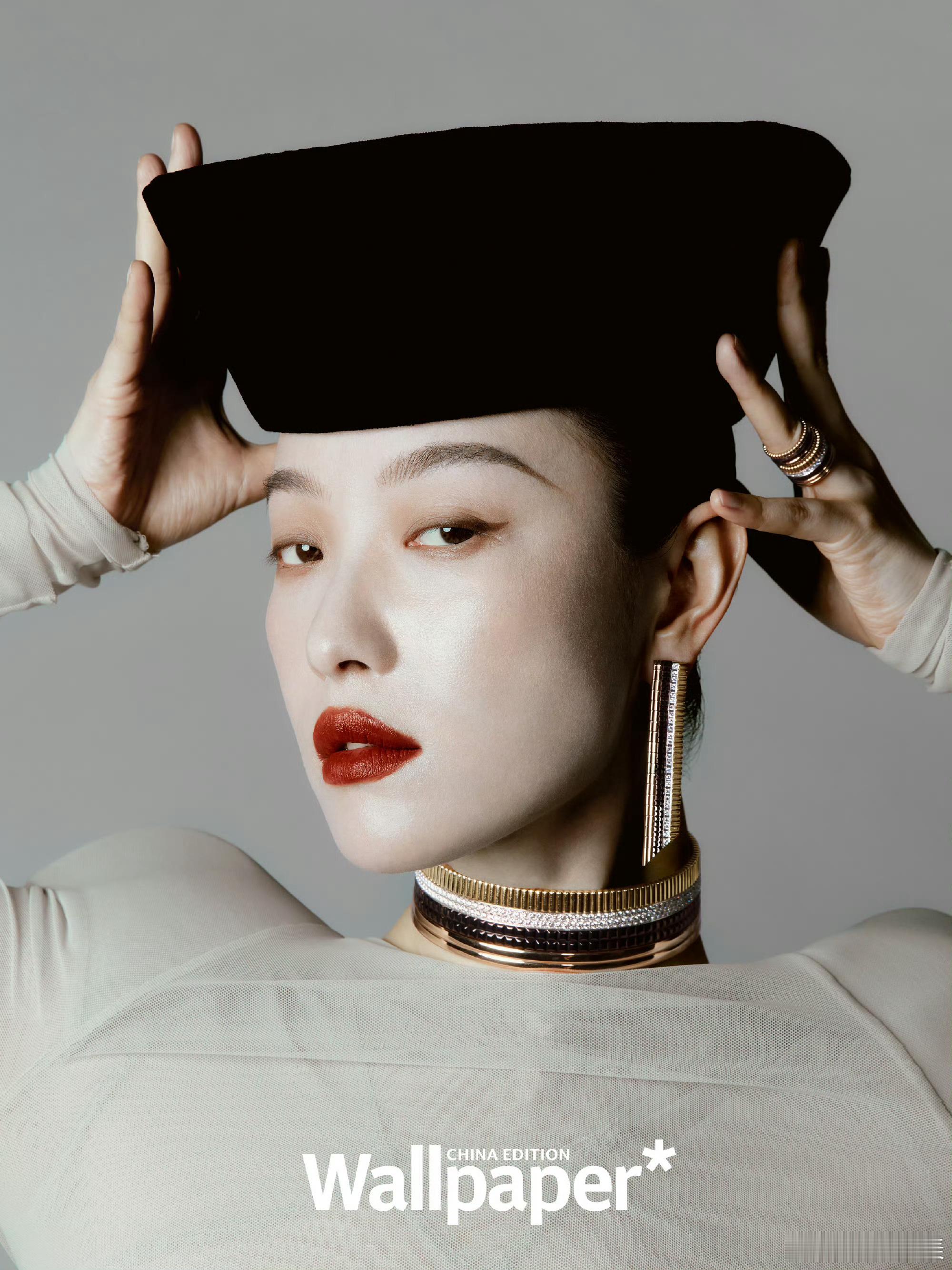 我有的时候真的很好奇倪妮工作室到底在干什么？看到倪妮发的照片我刚想说倪妮终于恢复