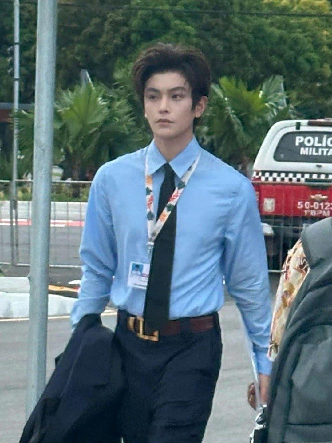 丁禹兮这生图太牛了，浓颜的冲击力就是这样强