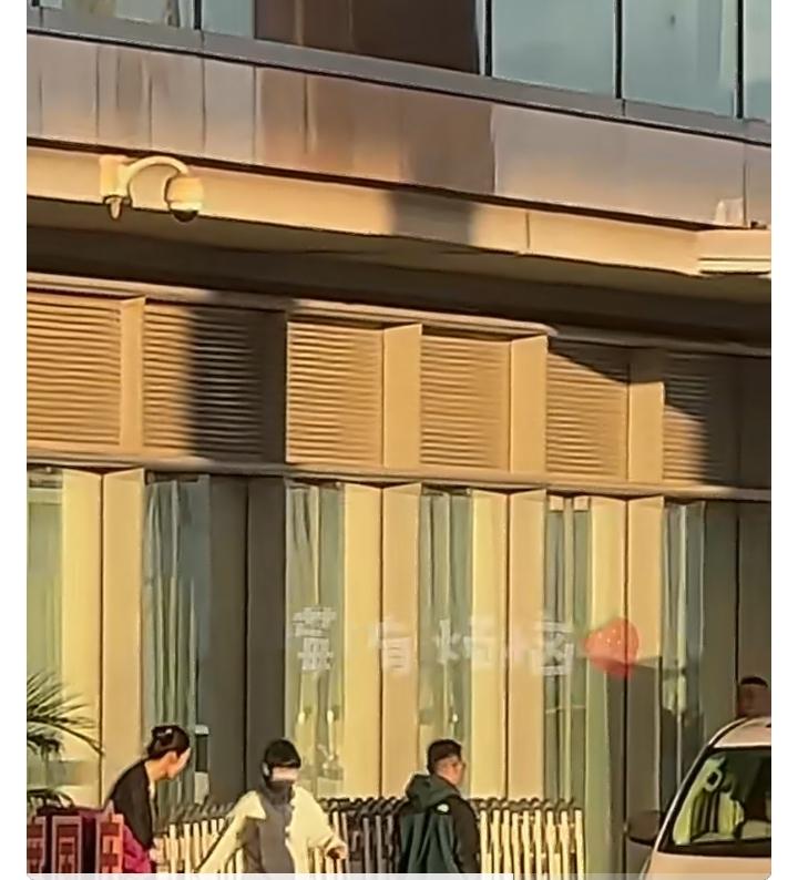 国乒主力选手平安落地北京！刚刚，包揽印度亚锦赛男团、女团冠军的国乒主力选手从印
