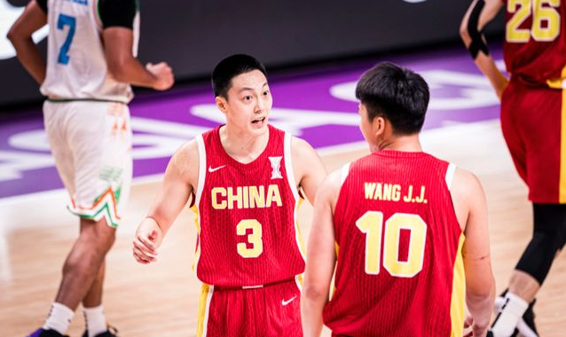 王俊杰赛后说出了心里话中国男篮31分大胜印度男篮，王俊杰赛后接受记者采访谈到