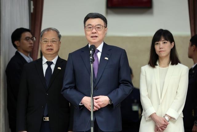 摊牌了！外交部与国台办同日开炮，直接警告日本：一切后果必须由日方承担。卓荣泰赴东