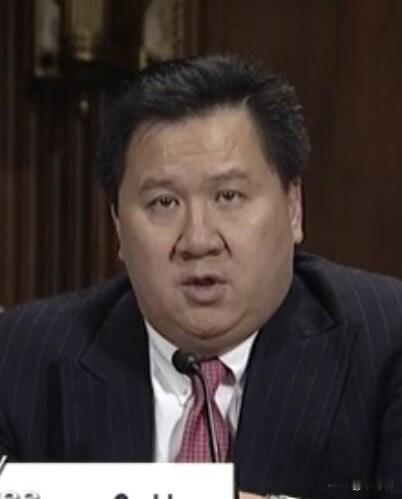 未来美国最高法院大法官的潜在热门人选之一的何俊宇（英语：JamesChiun-