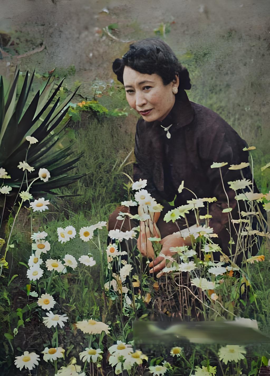 嵯峨浩1958年在日本嵯峨宅邸