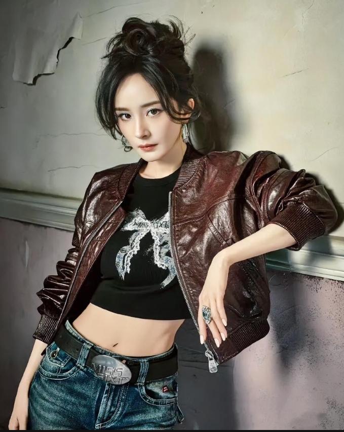 @杨幂～MISSSIXTY2026[比心]