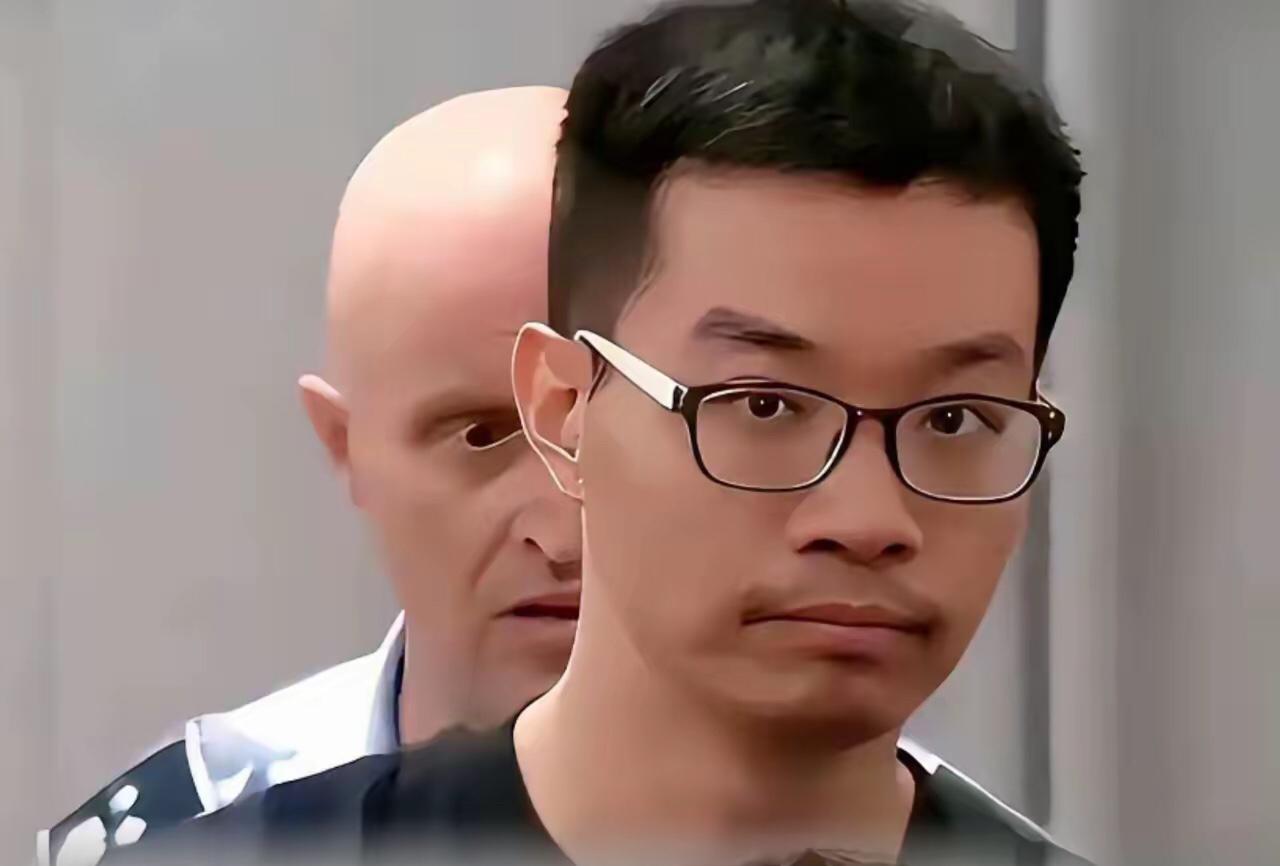 去度个蜜月，结果度出了最高20年的刑期。2025年7月，徐泽伟带着新婚妻子刚踏