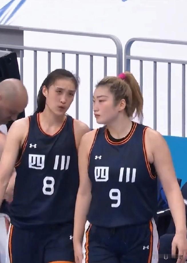 突然发现李梦只要一碰到广东女篮，十有八九就会发挥失常，原来原因在这里！说句实在