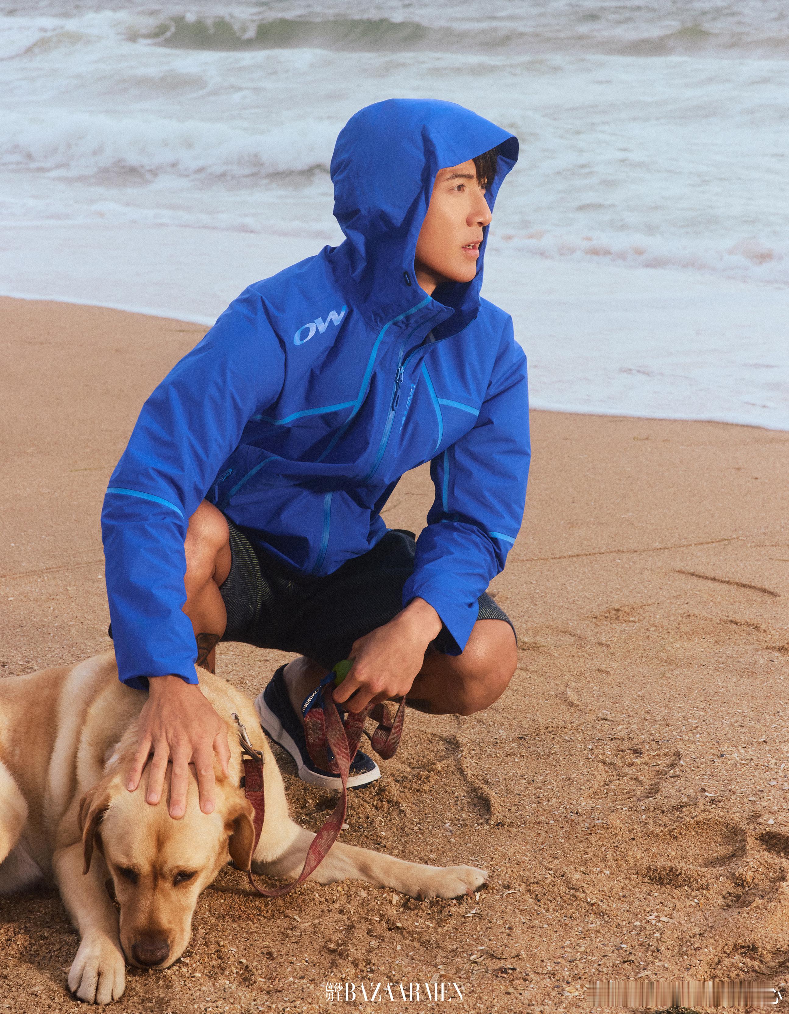 芭莎男士吴尊二月刊封面吴尊都市松弛感大片每次看吴尊的物料都会觉得他状态保持得太好