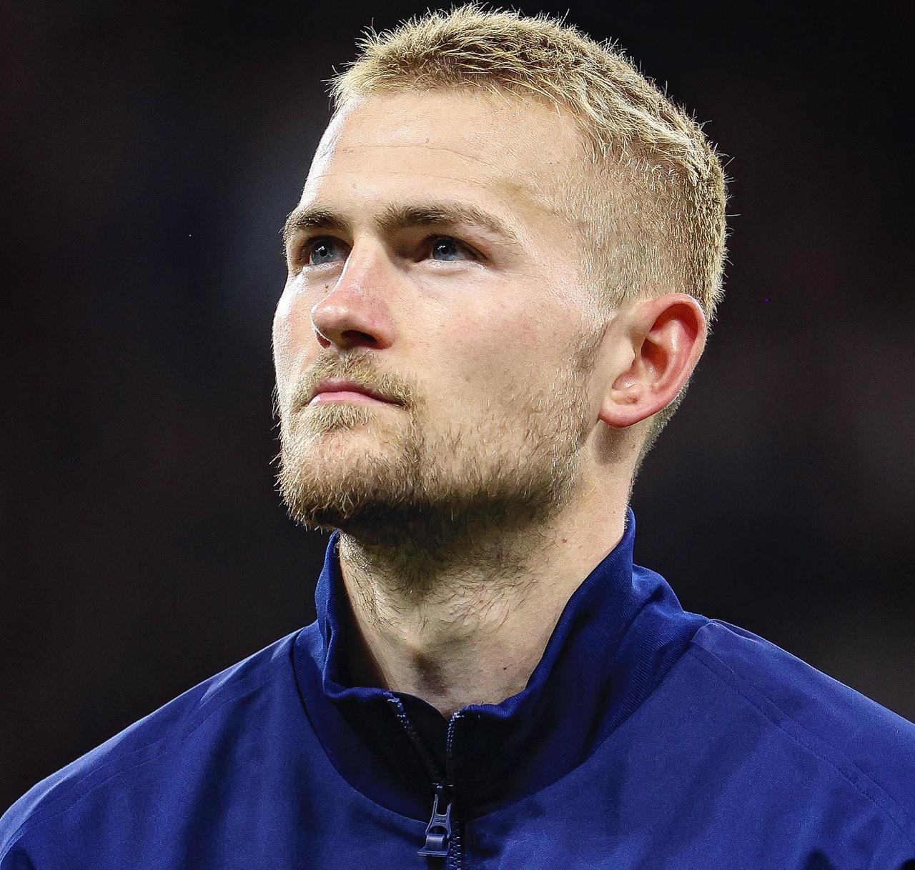 德里赫特：“今年，我完成了完整的季前备战。如今我对俱乐部和联赛也更加熟悉，所以我