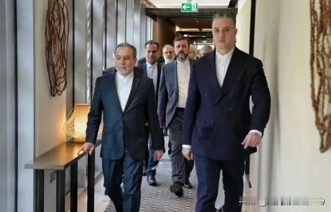 伊朗与美国2月3日在阿曼举行的谈判已经结束据伊朗国家电视台报道，伊朗与美国之