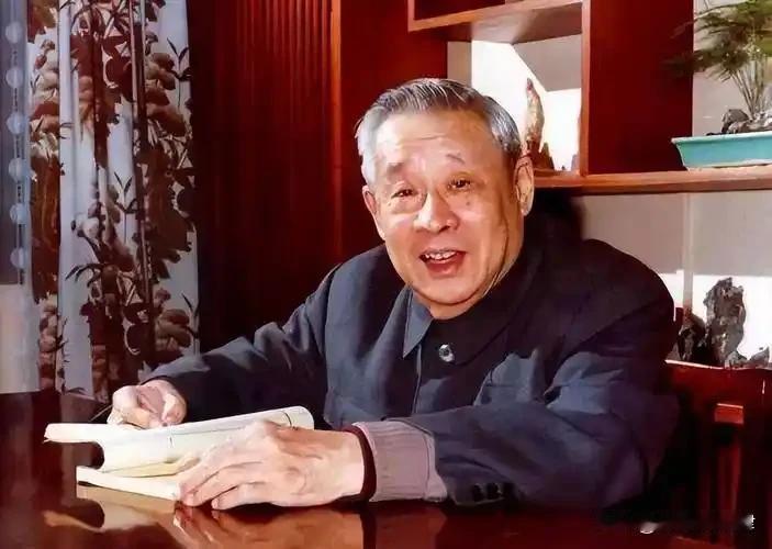 1933年廖承志狱中“投降”：挨骂也要救陈赓，背后藏着致命玄机1933年的