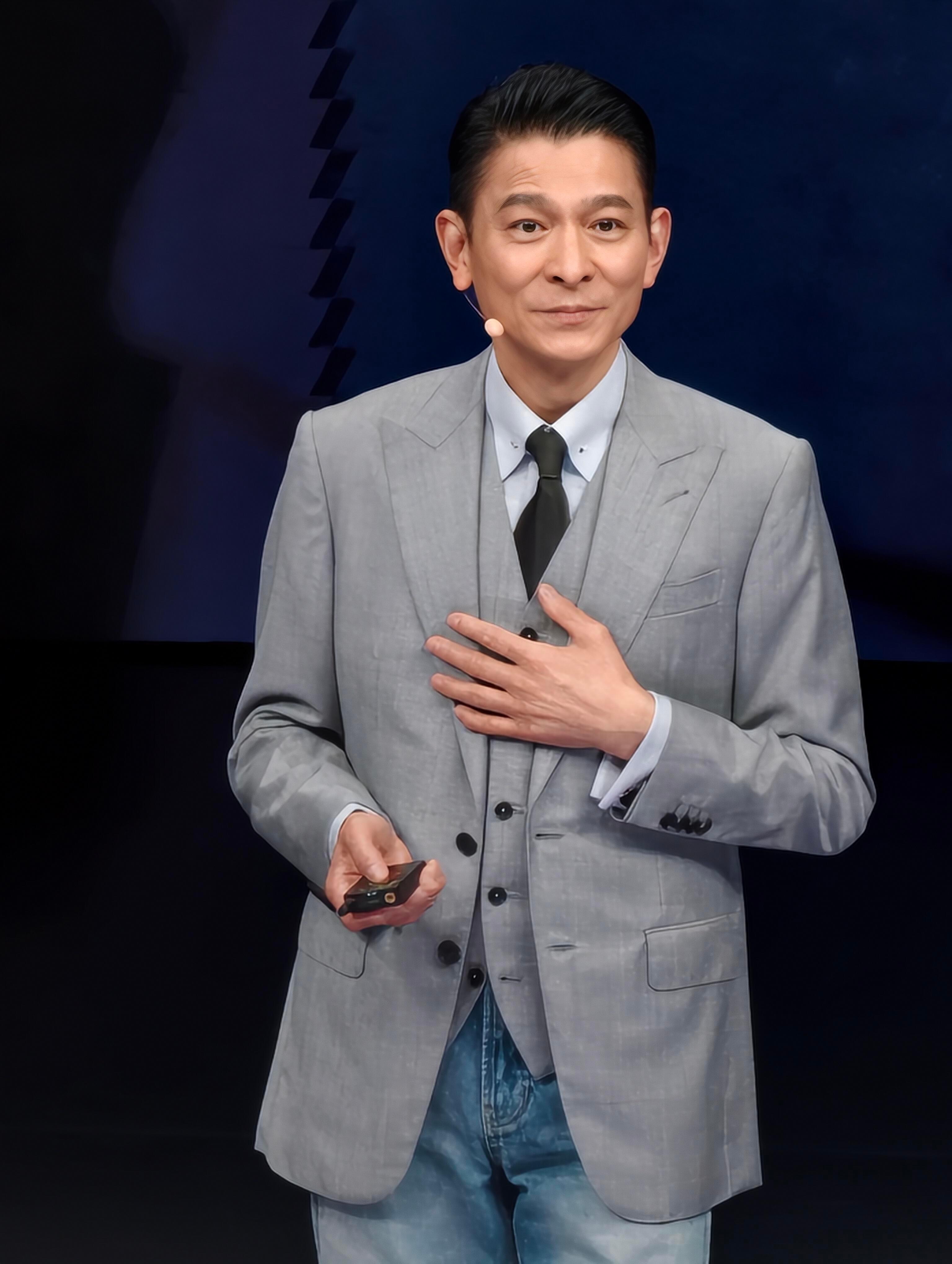 刘德华说自己65了，真的一点看不出来​​​