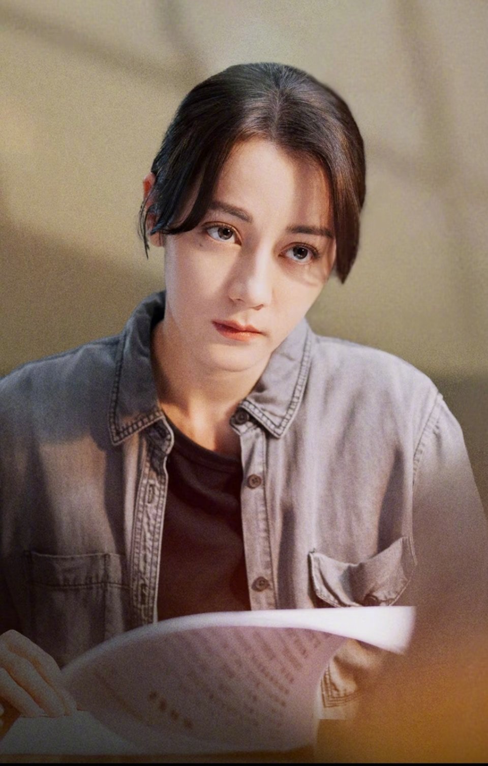 白玉兰评选标准只有一个迪丽热巴粉丝也不舒服了其实我特别理解热巴粉现在的心情，之