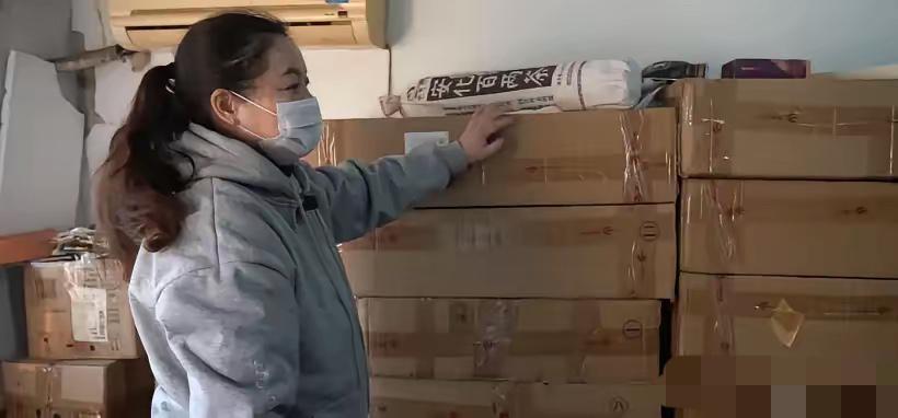 赤裸裸的诈骗！江苏，离异女子在网上认识一男子，对方和他很是暧昧，拉拢她做茶叶生意