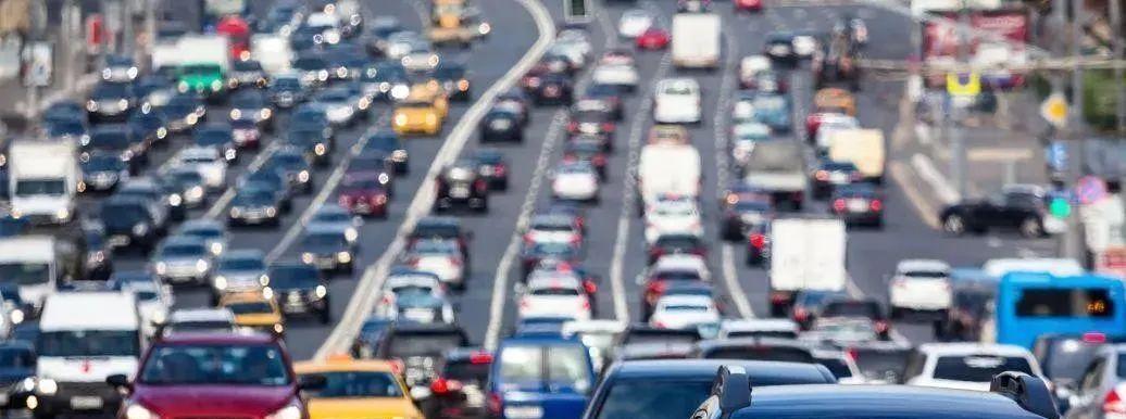 如果要对付小日本，只需一招那就是整垮小本子的汽车，因为汽车产业是小本子最后一根