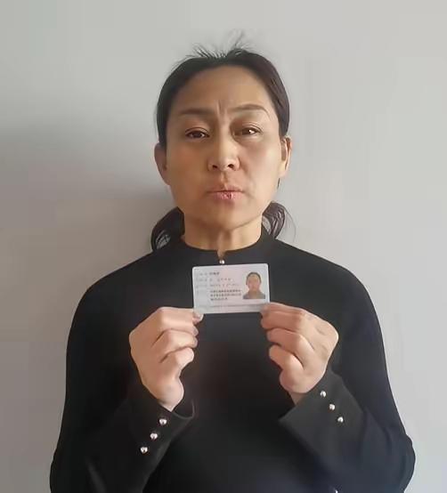 45岁就老成这样？山西这个当妈的，第一眼我差点没敢认！她叫杜艳萍，山西原平人