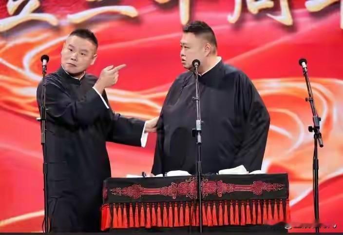 令人感到振奋和欣喜，德云社在济南的专场演出一票难求。近日，德云社在济南举办了一场