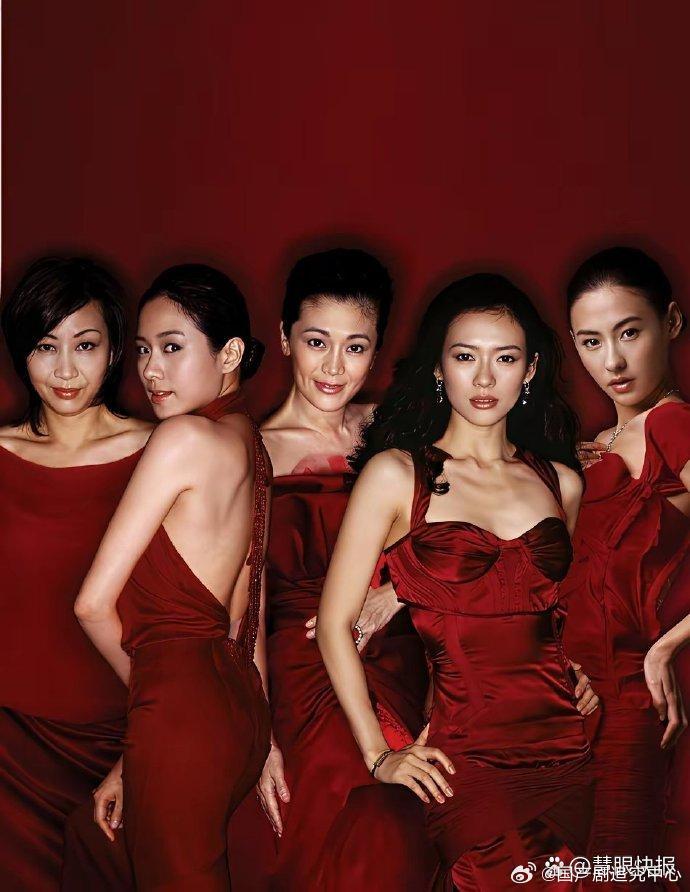 这套图的章子怡完完全全是野心家吧，野心好像是早年章子怡的代名词