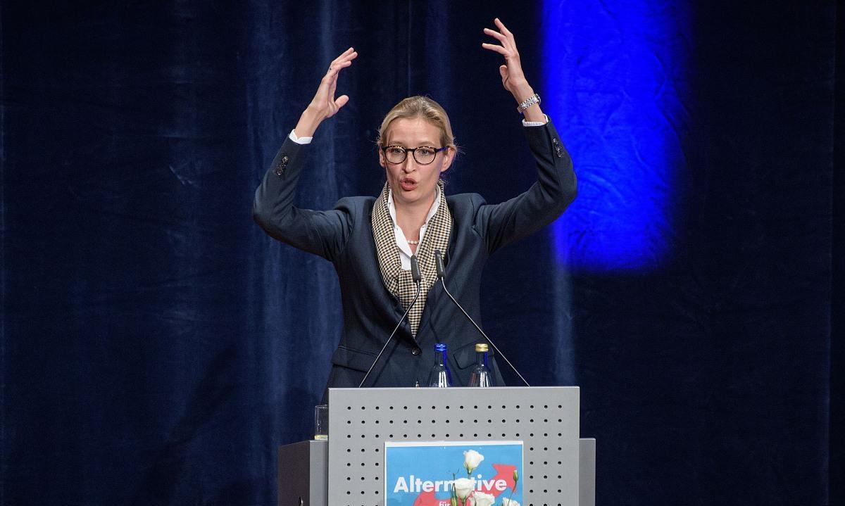 日耳曼战车轰隆隆的又开出来了，如此高调，有点二战的味道，德国还是那个德国吗？当