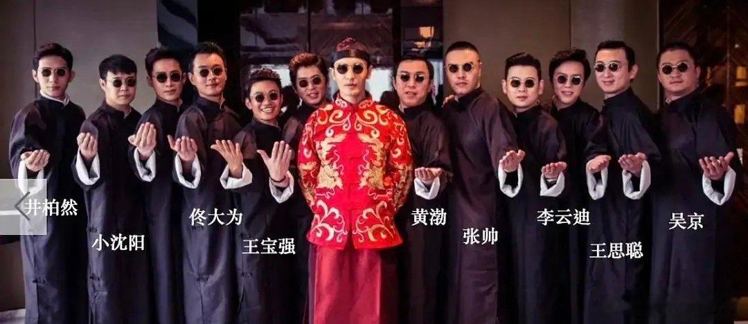 当初黄晓明和杨颖婚礼有这么多伴郎吗？​